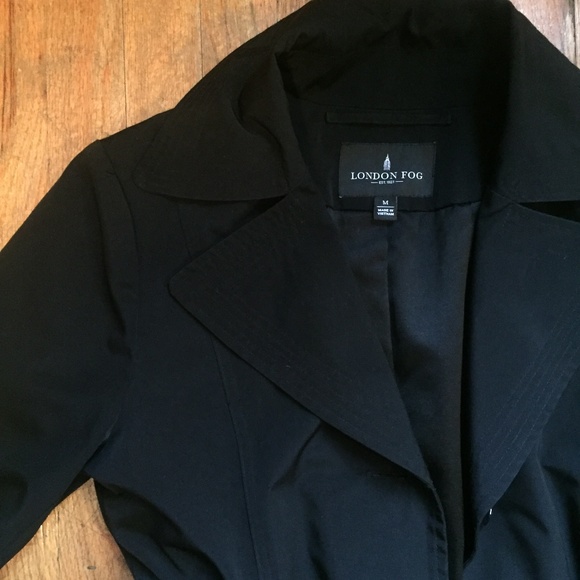 London Fog Single-breast Water Resistant Trench - Picture 6 of 7